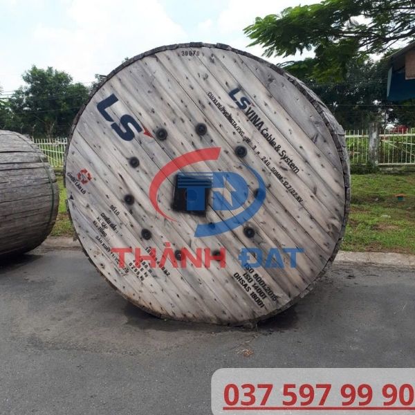 Đại lý cáp CU/XLPE/PVC/DSTA/PVC 3x240 LS VINA chính hãng giá tốt