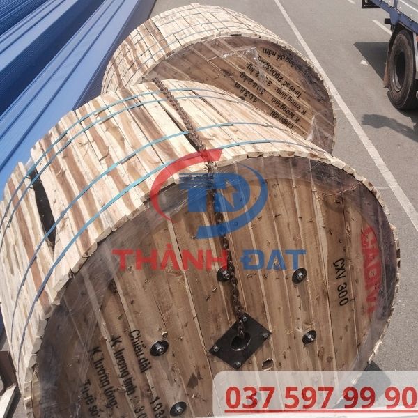 Cáp CXV 300 xuất kho thi công dự án Long An tại đại lý Thành Đạt