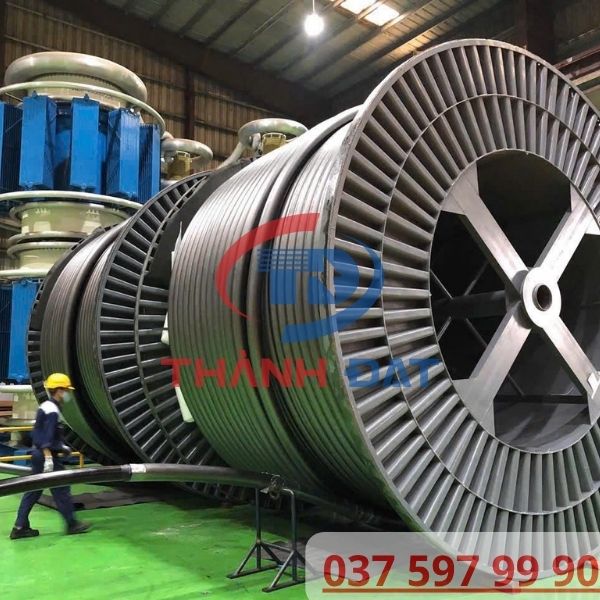 Kiểm tra cáp ngầm LS VINA trước khi giao hàng