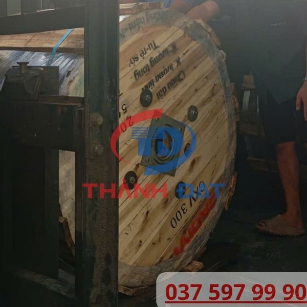 Giao Nhanh Đơn Cáp CXV 300 CADIVI Long An